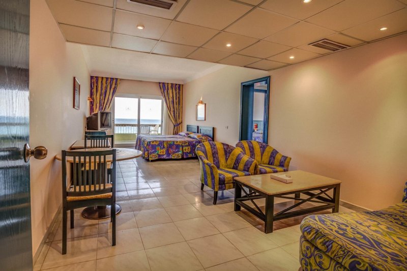 Hurghada utazás Palm Beach Resort