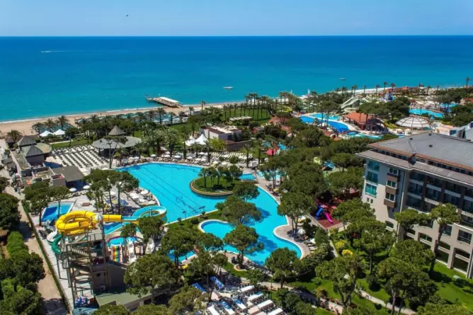 Papillon Ayscha Belek