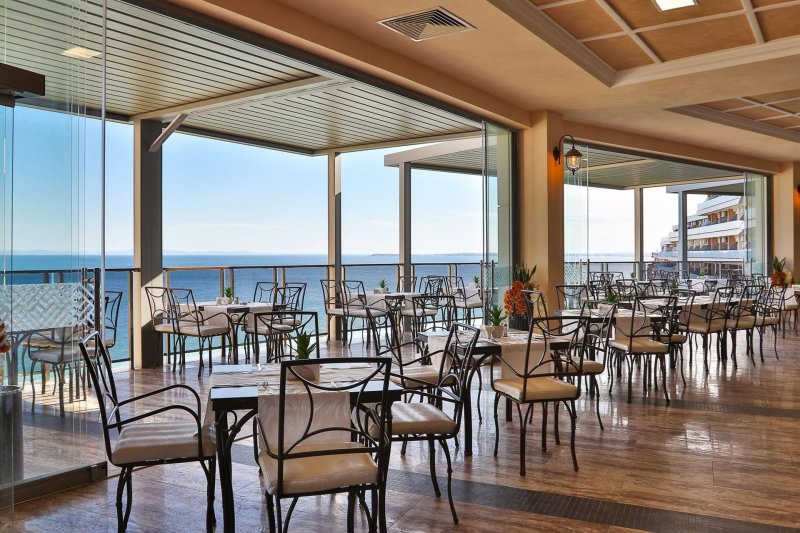 Napospart utazás Paradise Beach