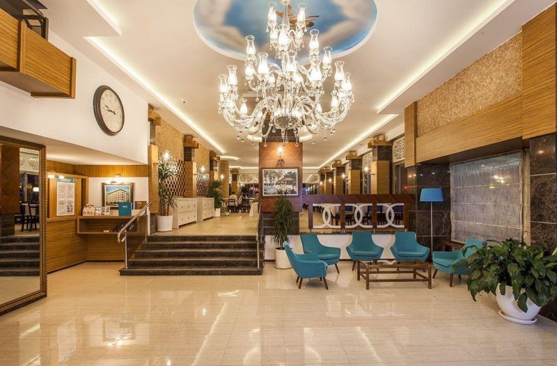 Alanya utazás Parador Beach