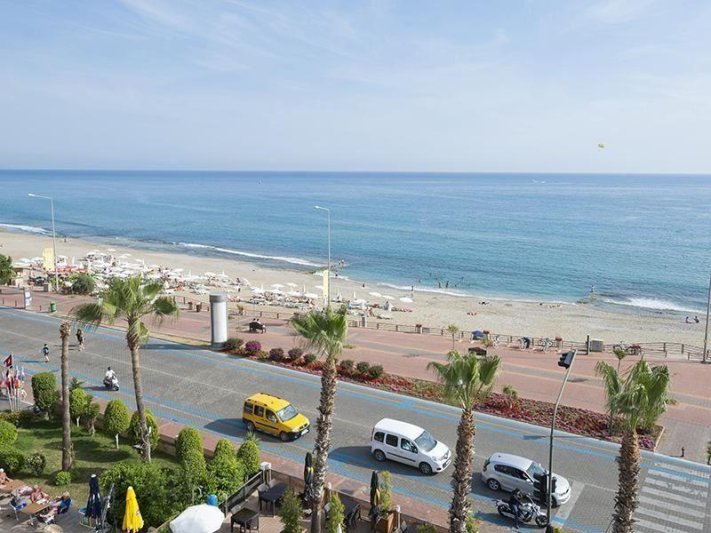 Alanya utazás Parador Beach