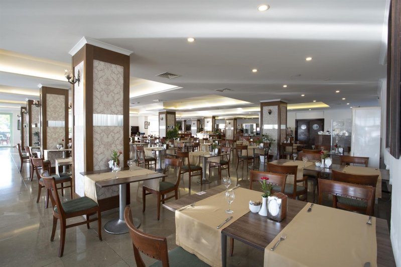 Alanya utazás Perre Delta Hotel