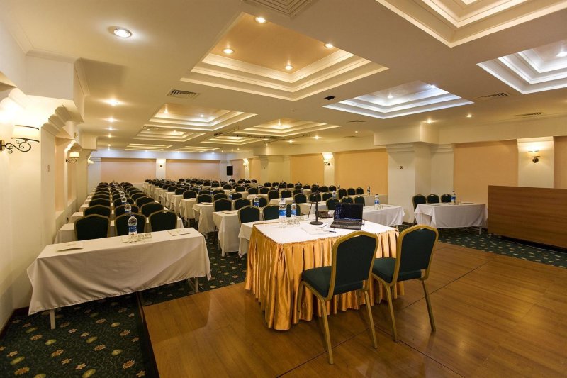 Alanya utazás Perre Delta Hotel