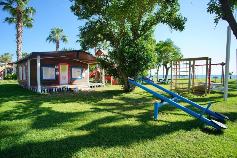 Alanya utazás Perre Delta Hotel