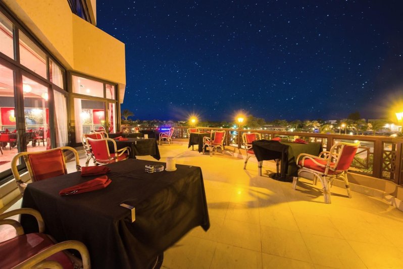 Hurghada utazás Pharaoh Azur Resort