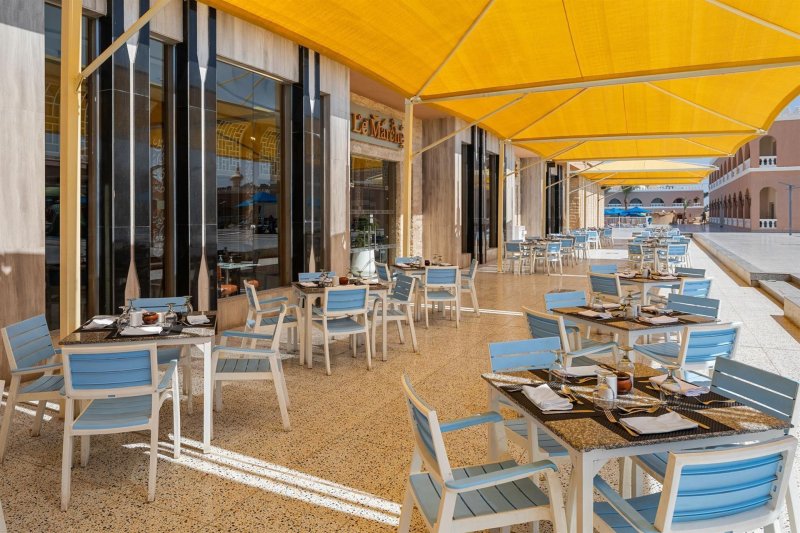 Hurghada utazás Pickalbatros Alf Leila Wa Leila Resort Neverland