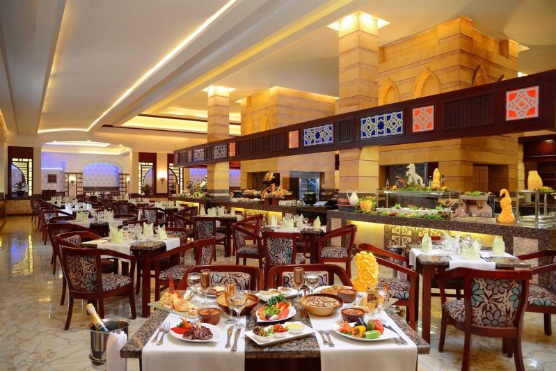 Hurghada utazás Pickalbatros Dana Beach Resort