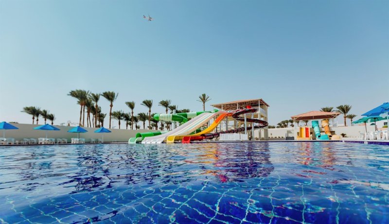 Hurghada utazás Pickalbatros Dana Beach Resort