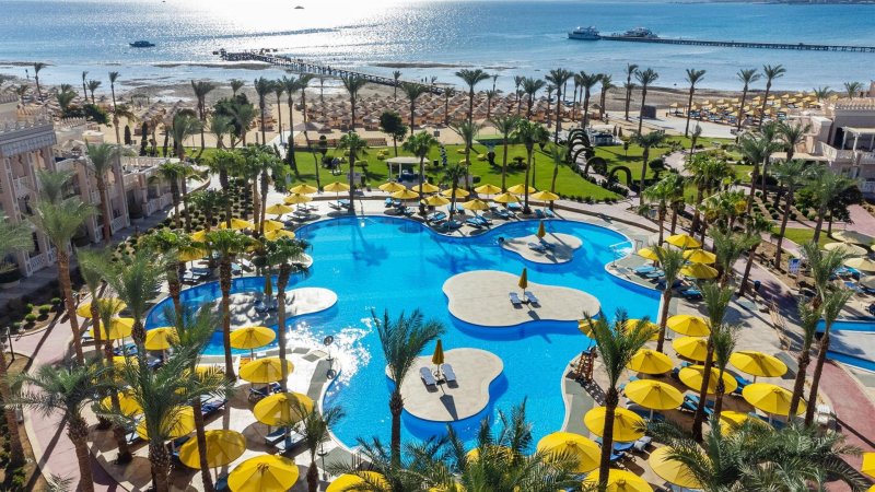 Hurghada utazás Pickalbatros Palace Resort
