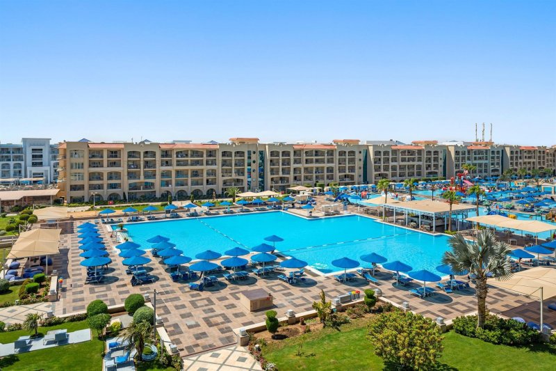 Hurghada utazás Pickalbatros White Beach Resort Hurghada