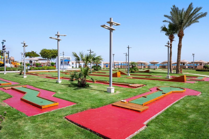 Hurghada utazás Pickalbatros White Beach Resort Hurghada