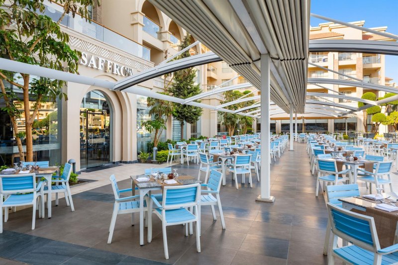 Hurghada utazás Pickalbatros White Beach Resort Hurghada