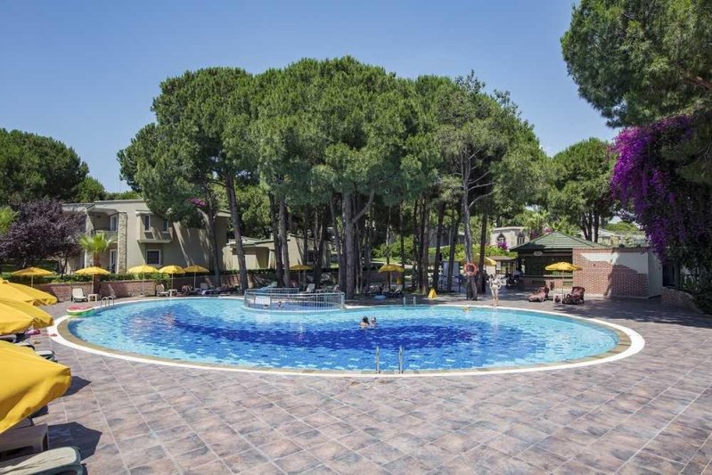 Belek utazás Pine Beach Belek