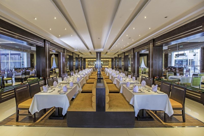 Hurghada utazás Posh Club By Sunrise Crystal Bay Resort