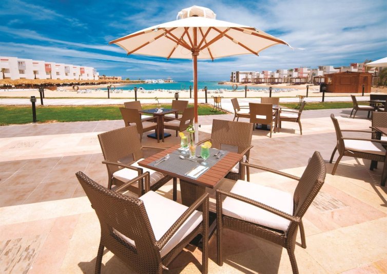 Hurghada utazás Posh Club By Sunrise Crystal Bay Resort