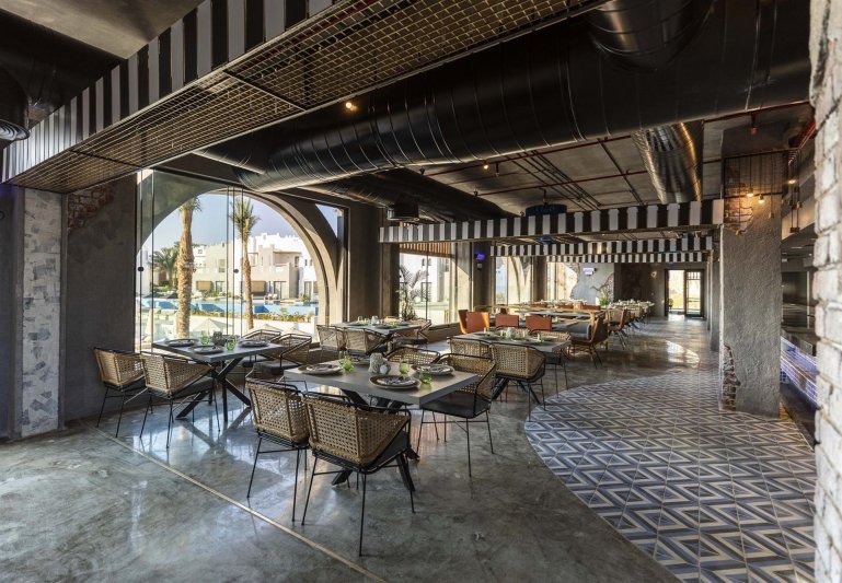 Hurghada utazás Posh Club By Sunrise Tucana Resort