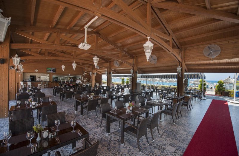 Alanya utazás Quattro Beach Resort & Spa