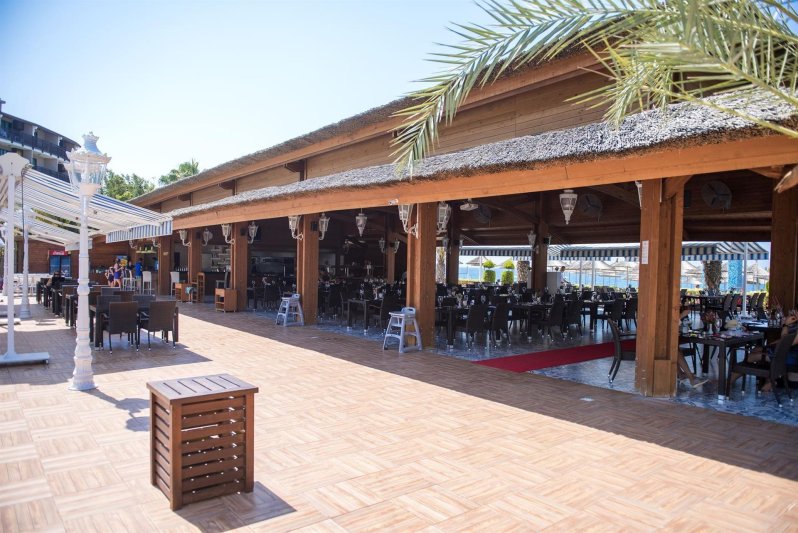 Alanya utazás Quattro Beach Resort & Spa