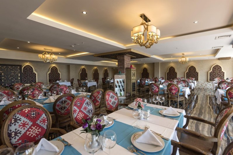 Alanya utazás Quattro Beach Resort & Spa