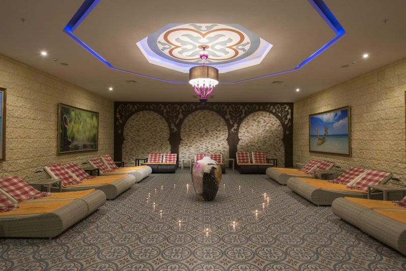 Alanya utazás Quattro Beach Resort & Spa