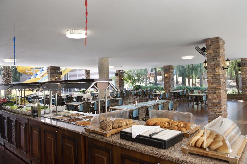 Alanya utazás Quattro Family Club Dem Hotel Alanya