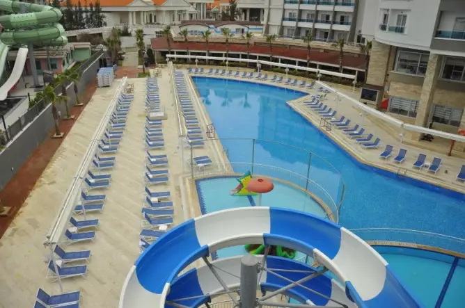 Ramada Resort By Wyndham Side Side