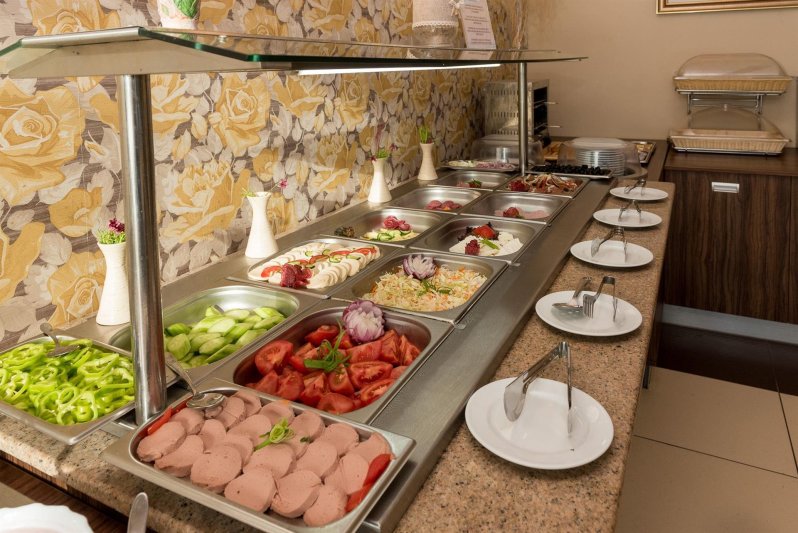 Napospart utazás Regata Palace