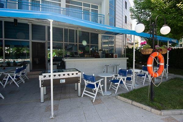 Napospart utazás Regata Palace