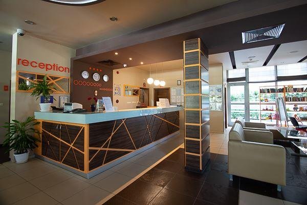 Napospart utazás Regata Palace