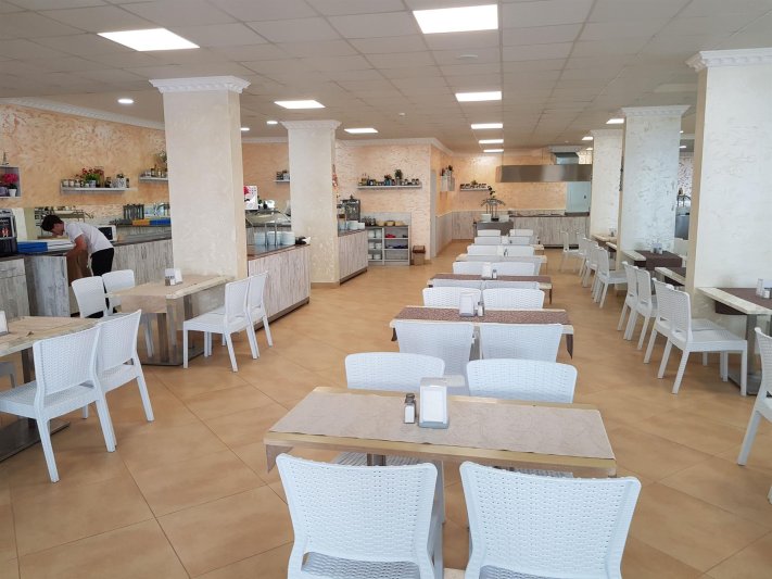 Napospart utazás Riva Park