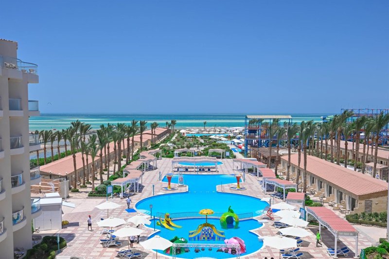 Hurghada utazás Riviera Aqua Park Resort