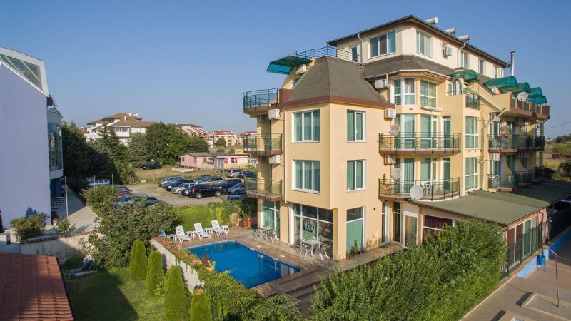 Napospart utazás Riviera Nessebar