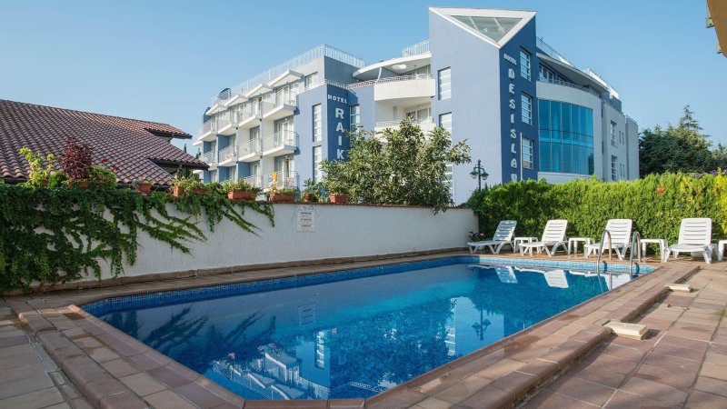 Napospart utazás Riviera Nessebar