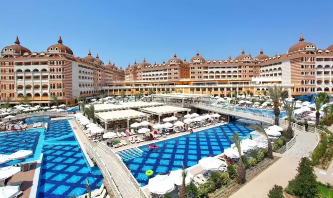 Royal Alhambra Palace Hotel Side