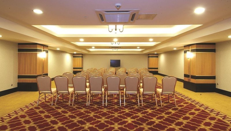 Side utazás Royal Dragon Hotel