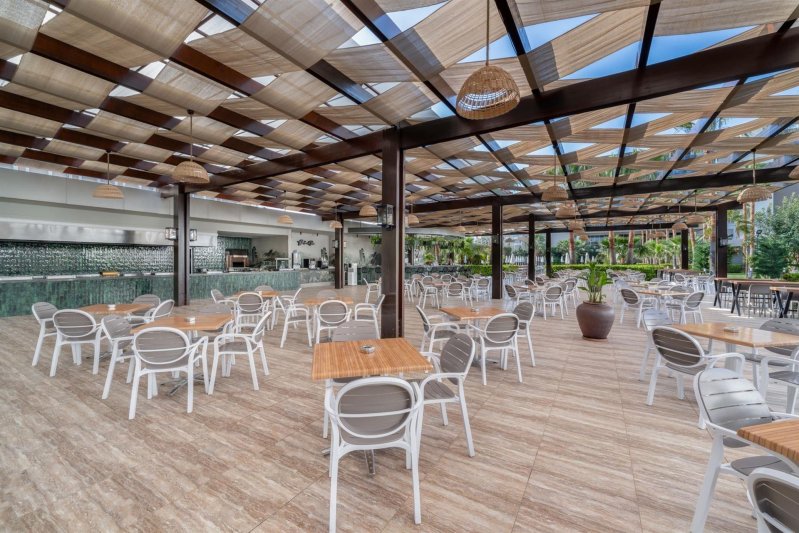 Alanya utazás Royal Garden Beach Hotel