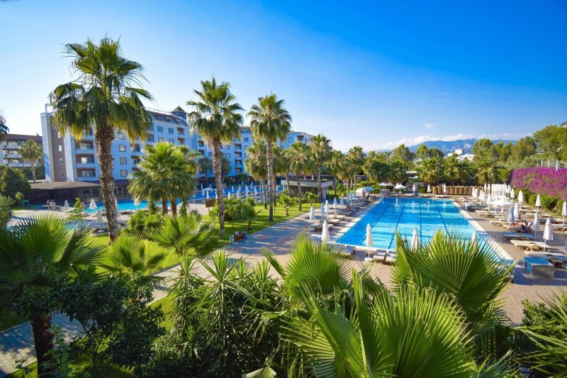 Alanya utazás Royal Garden Beach Hotel