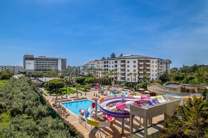 Alanya utazás Royal Garden Beach Hotel