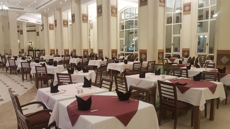 Hurghada utazás Royal Lagoons Resort & Aqua Park