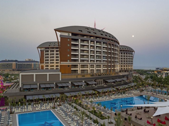 Antalya utazás Royal Seginus Hotel