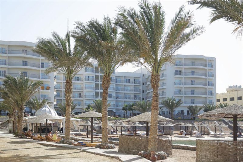 Hurghada utazás Royal Star Beach Resort