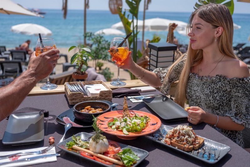 Alanya utazás Royalisa Palmiye Beach Adult Only +16