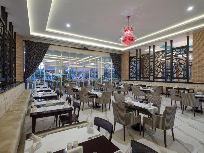 Alanya utazás Rubi Platinum Spa Resort And Suites