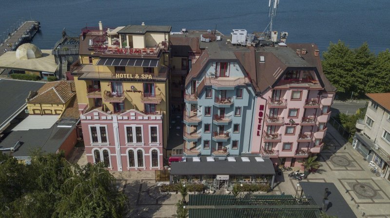 Napospart utazás Saint George Pomorie