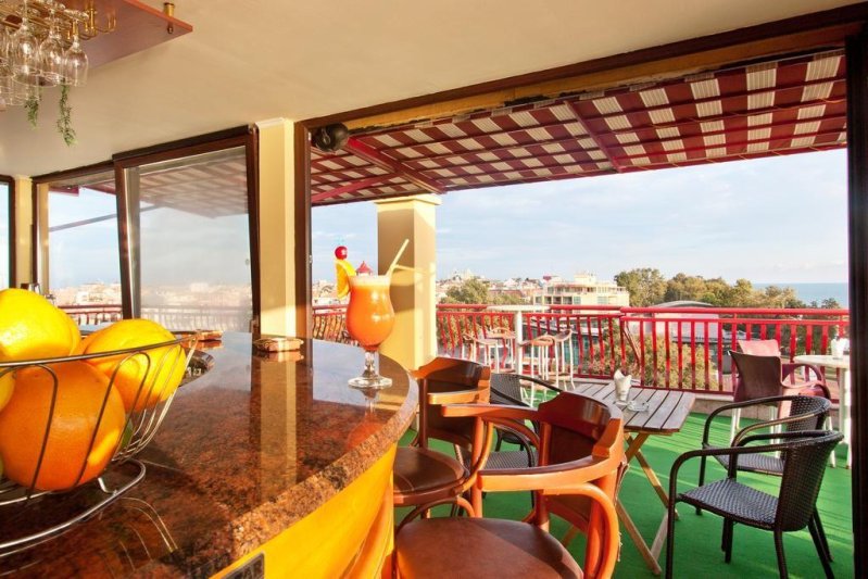 Napospart utazás Saint George Pomorie