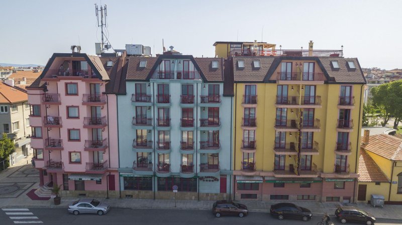 Napospart utazás Saint George Pomorie