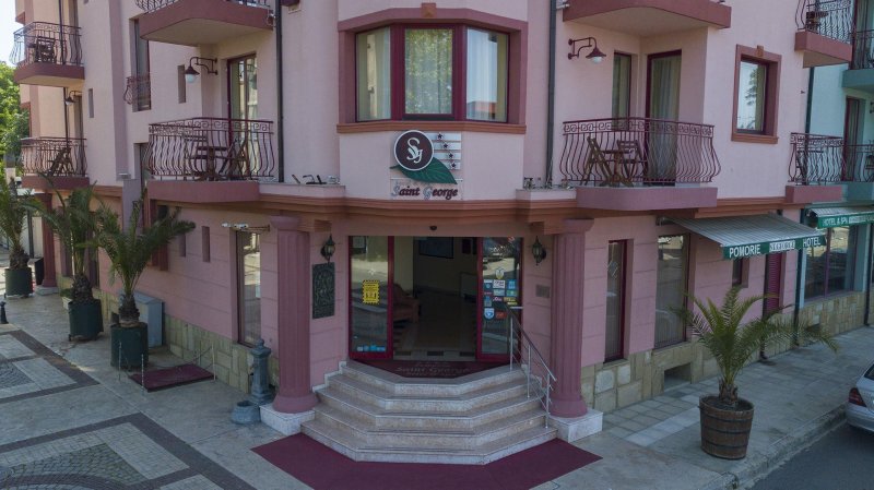 Napospart utazás Saint George Pomorie