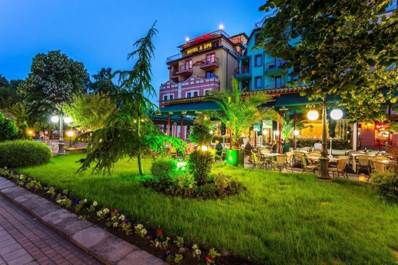 Napospart utazás Saint George Pomorie