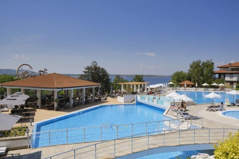 Napospart utazás Santa Marina Holiday Village