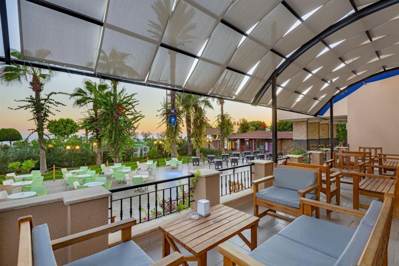 Alanya utazás Saritas Hotel